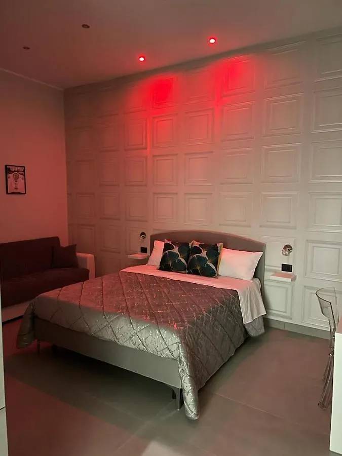 Apartment Casa Vacanza Carme Naples Italy
